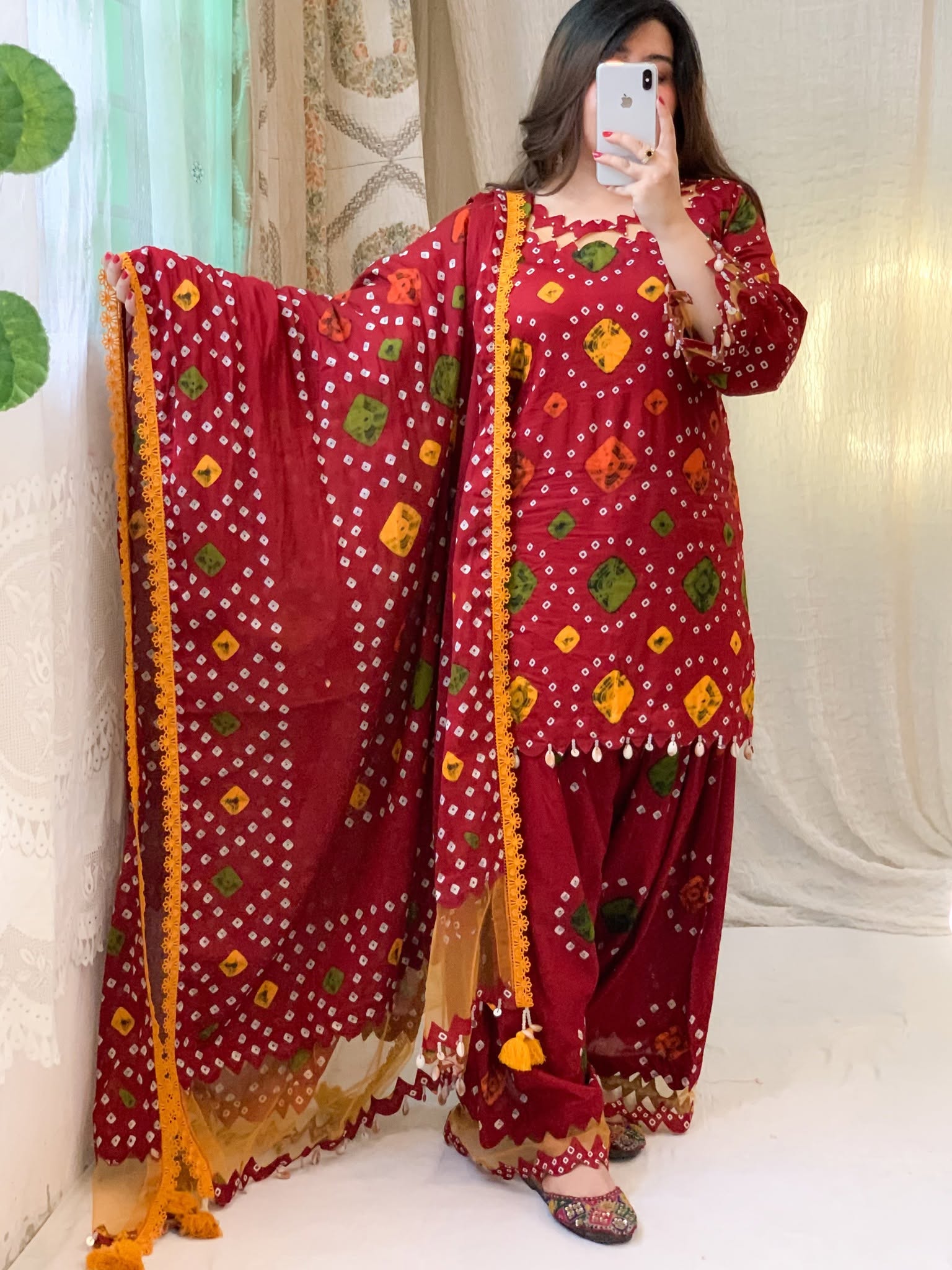 Red Chundi Print ❤️